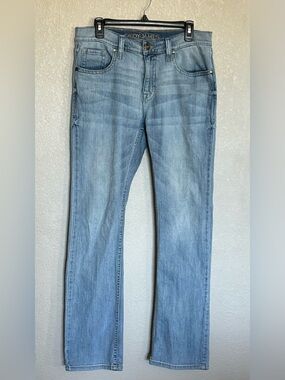 Men's‎ Cody James Straight Leg Jeans in Light Blue Denim